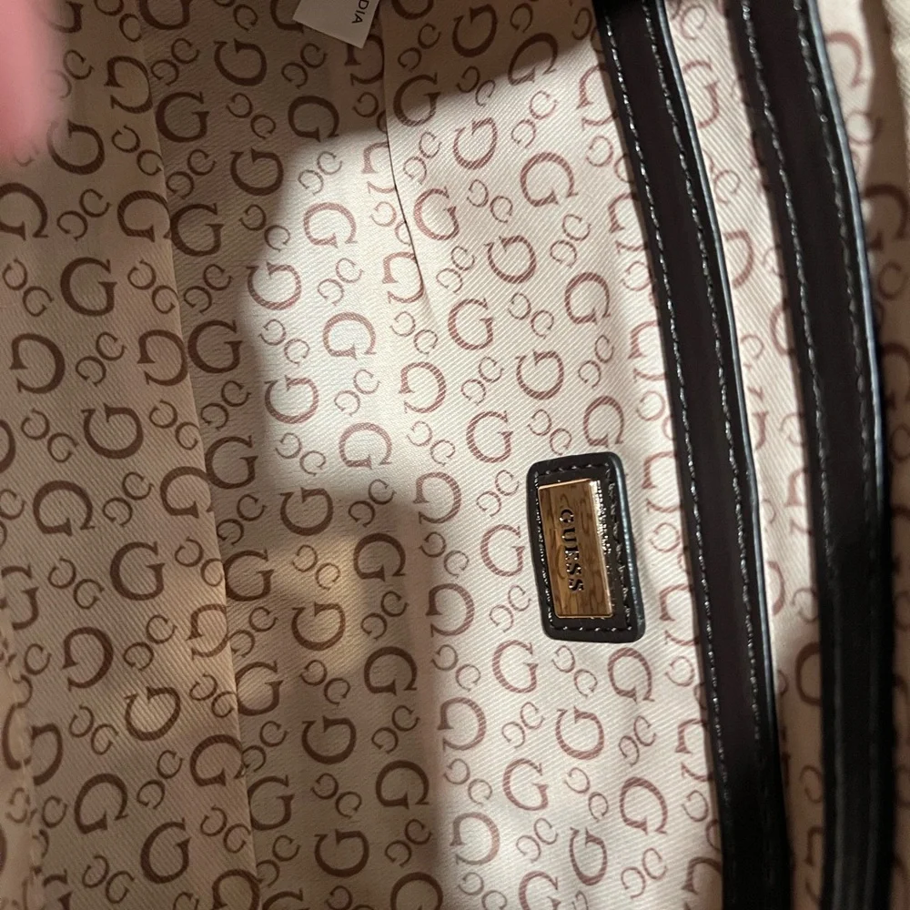 Viral GUESS Brown Shoulder Bag - Picture 5 of 7